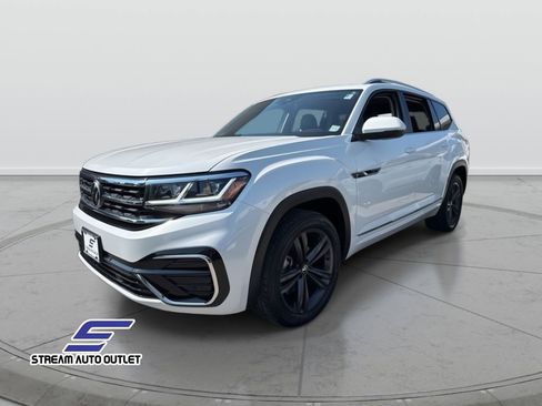 Used 2022 Volkswagen Atlas SEL R-Line image 3