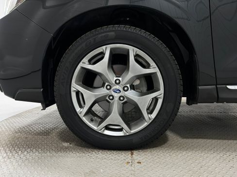Used 2018 Subaru Forester 2.5i Touring w/ Popular Package #3B AWD/4WD image 39