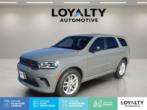 Used 2023 Dodge Durango GT image 1