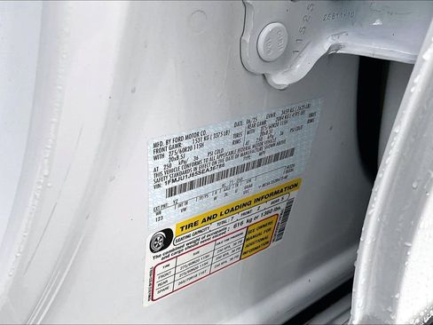 Certified 2025 Ford Expedition Active AWD/4WD image 33