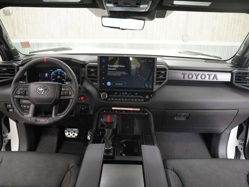 Used 2025 Toyota Sequoia TRD Pro AWD/4WD image 17