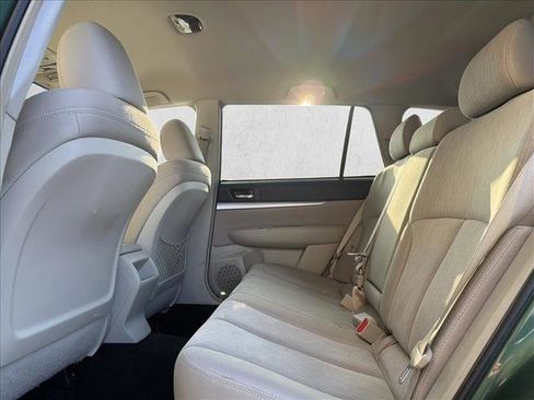 Used 2014 Subaru Outback 2.5i Premium image 22