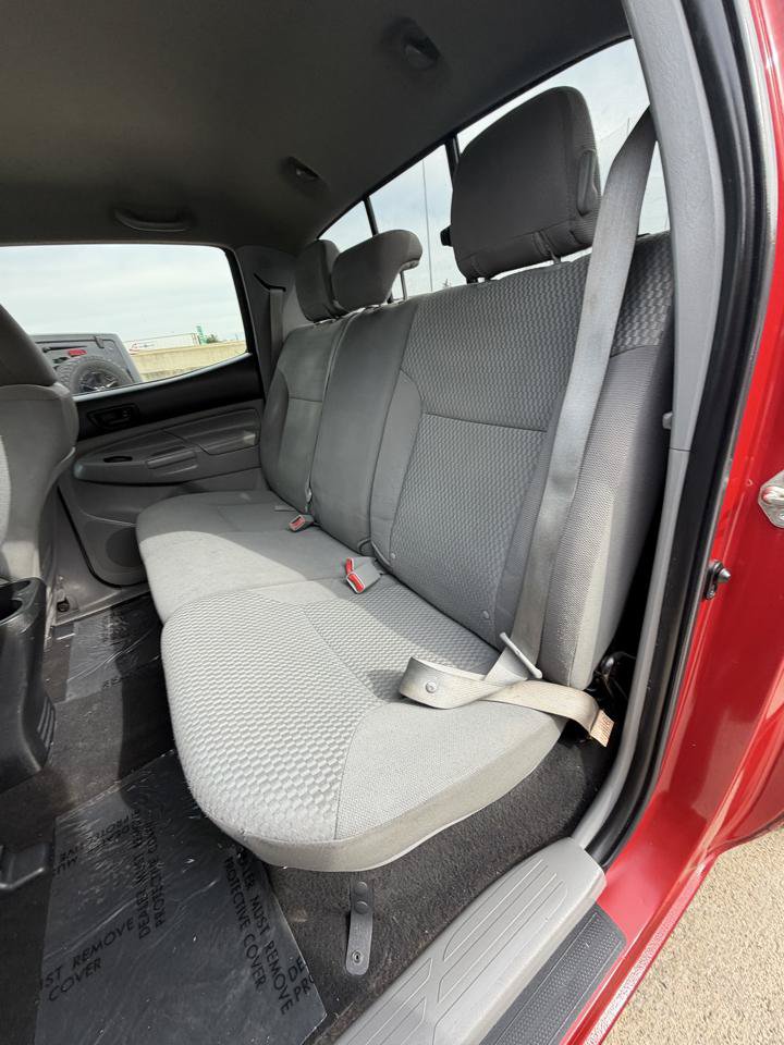 Used 2014 Toyota Tacoma PreRunner w/ Convenience Package RWD image 27