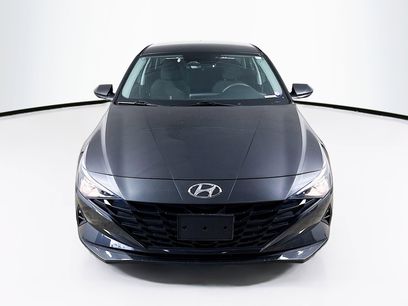 Used 2023 Hyundai Elantra SEL