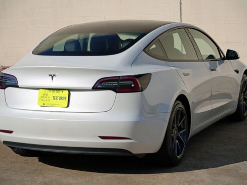 Used 2021 Tesla Model 3 Standard Range Plus RWD image 49