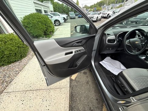 Used 2024 Chevrolet Equinox LT AWD/4WD image 31