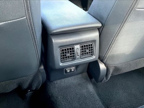 Used 2025 Toyota Camry SE FWD image 24