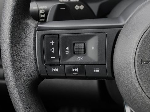 Certified 2024 Nissan Pathfinder S image 29