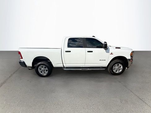 Used 2023 RAM 2500 Big Horn w/ Level 1 Equipment Group AWD/4WD image 3