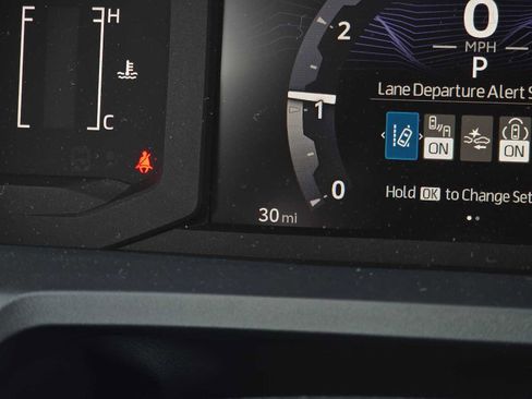 Certified 2025 Toyota 4Runner SR5 image 27