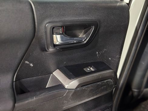 Used 2023 Toyota Tacoma TRD Pro image 36