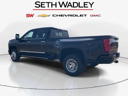 New 2026 Chevrolet Silverado 3500 High Country w/ Technology Package image 5