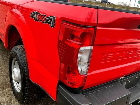 Used 2021 Ford F350 XL w/ Power Equipment Group image 28