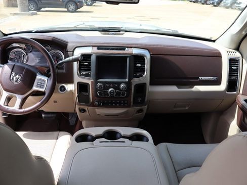 Used 2018 RAM 2500 Laramie w/ Convenience Group RWD image 14