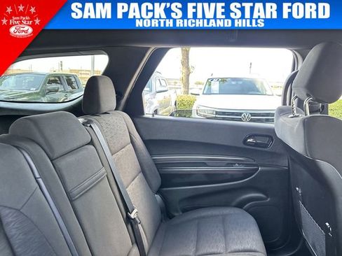 Used 2025 Dodge Durango GT RWD image 16