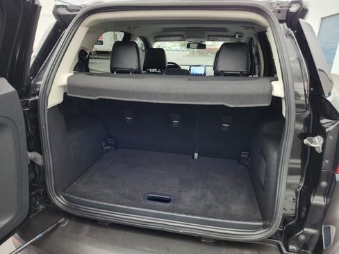 Used 2020 Ford EcoSport Titanium image 17