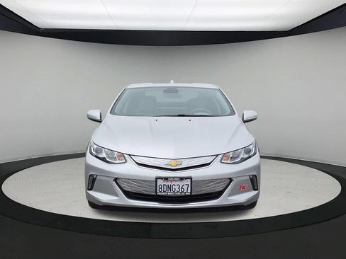 Certified 2018 Chevrolet Volt LT w/ Comfort Package FWD image 3