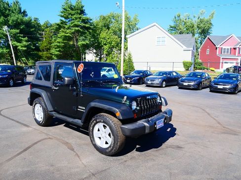 Used 2012 Jeep Wrangler Sport AWD/4WD image 2