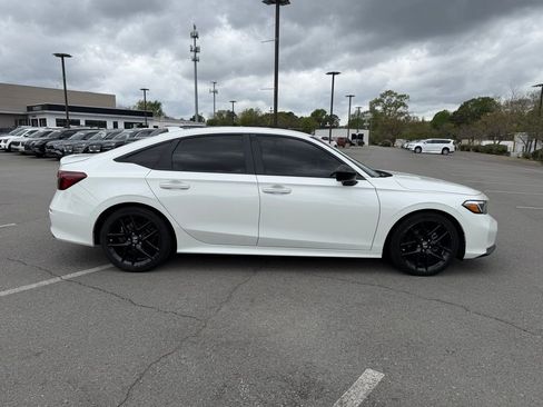 Used 2025 Honda Civic Sport image 8