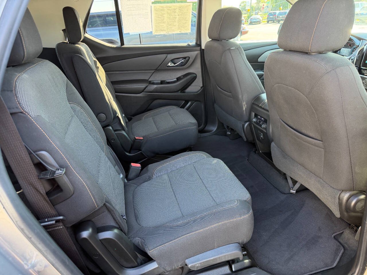 Used 2018 Chevrolet Traverse LT AWD/4WD image 14