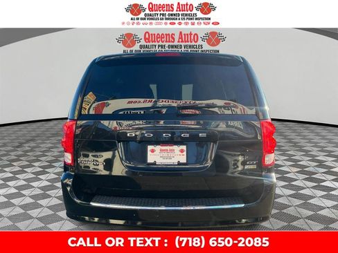 Used 2019 Dodge Grand Caravan GT image 5