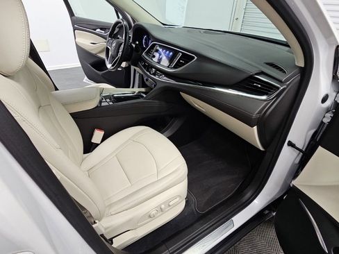 Used 2023 Buick Enclave Essence w/ Sport Touring Edition FWD image 37