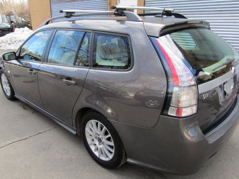 Used 2008 Saab 9-3 2.0T w/ Moonroof Package image 3