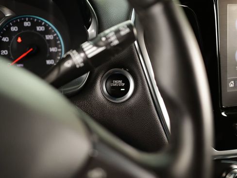 Used 2023 Chevrolet Traverse LT AWD/4WD image 19