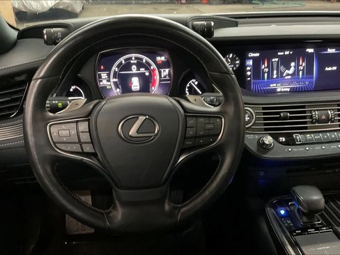 Used 2020 Lexus LS 500 image 8