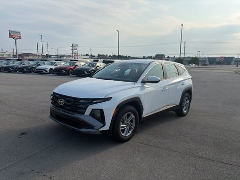 Certified 2026 Hyundai Tucson SE AWD/4WD image 7