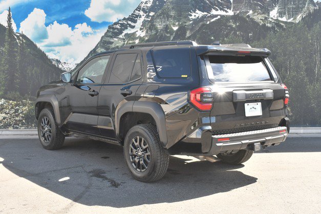 Certified 2025 Toyota 4Runner SR5 AWD/4WD image 9