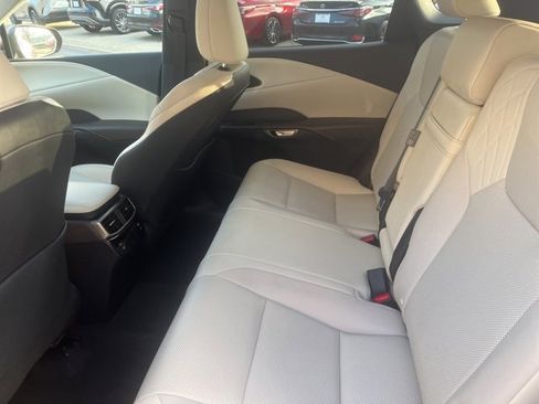 Used 2024 Lexus RX 350 Premium image 30