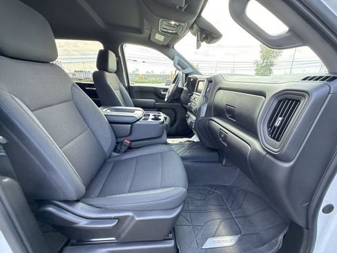 Used 2024 Chevrolet Silverado 2500 Custom w/ Custom Value Package AWD/4WD image 26