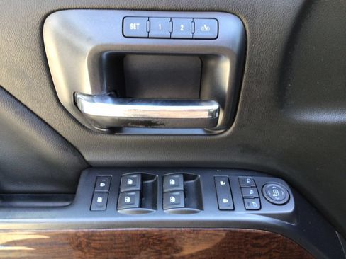 Used 2018 GMC Sierra 1500 SLT w/ SLT Premium Package AWD/4WD image 21