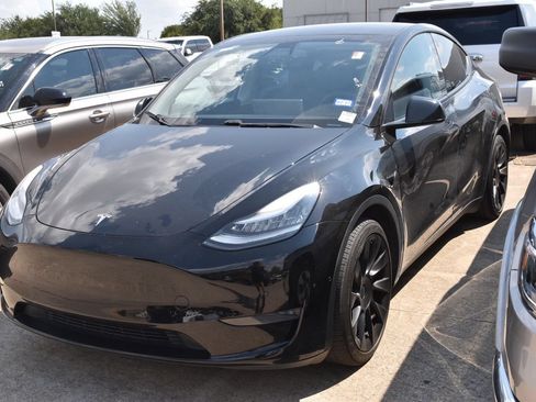 Used 2020 Tesla Model Y Long Range AWD/4WD image 2