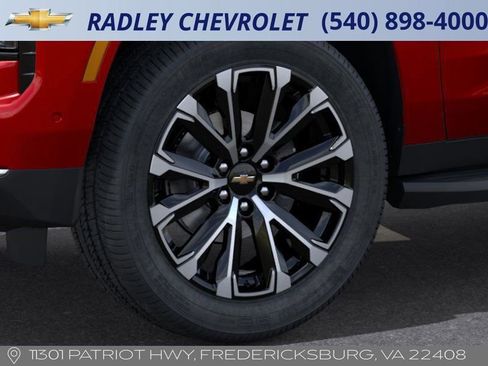 New 2026 Chevrolet Suburban High Country w/ Sun And Tow Package image 9