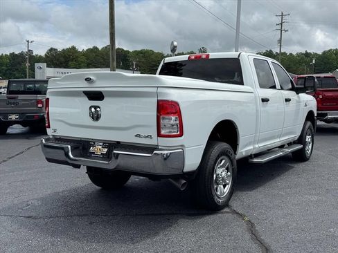 Used 2024 RAM 2500 Tradesman w/ Chrome Appearance Group AWD/4WD image 3