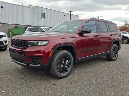 New 2025 Jeep Grand Cherokee L Altitude AWD/4WD image 2