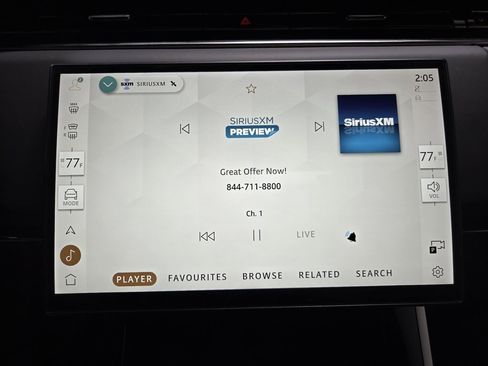 Used 2025 Land Rover Range Rover Sport SE image 25