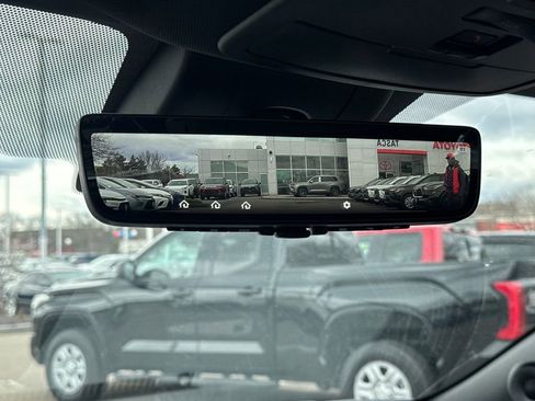 New 2026 Toyota Sienna Platinum AWD/4WD image 33