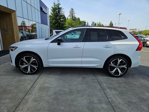 Used 2022 Volvo XC60 B5 R-Design w/ Protection Package Premier AWD/4WD image 8