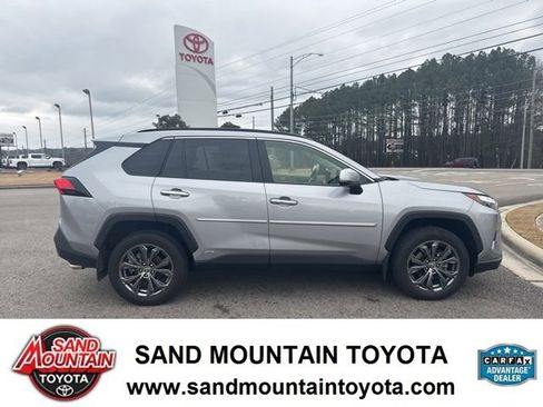 Used 2025 Toyota RAV4 Limited image 2