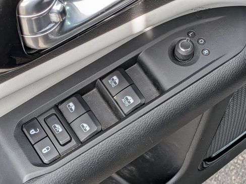 Used 2023 Jeep Compass Limited AWD/4WD image 22