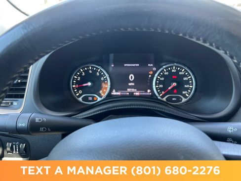 Used 2017 Jeep Renegade Limited AWD/4WD image 19