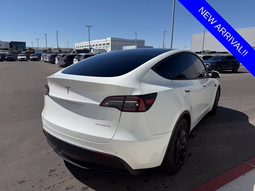 Used 2022 Tesla Model Y Performance AWD/4WD image 6