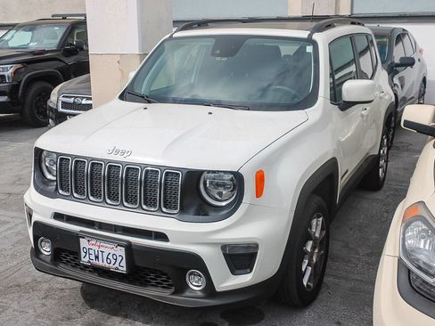 Used 2021 Jeep Renegade Latitude w/ Luxury Group I AWD/4WD image 5