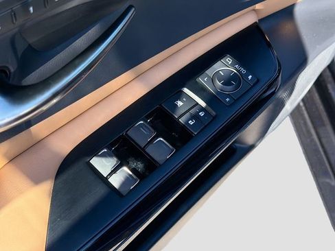 Used 2023 Lexus ES 350 w/ Premium Package image 22