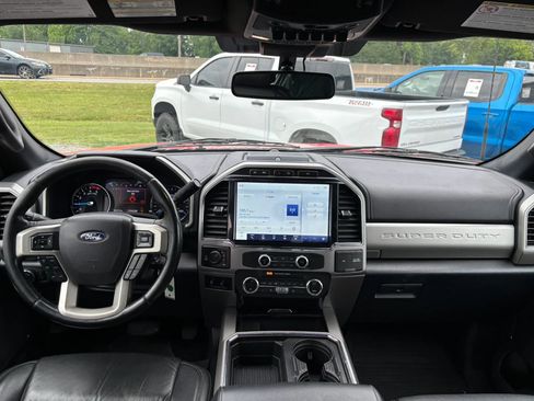 Used 2022 Ford F250 Lariat w/ Lariat Value Package AWD/4WD image 24