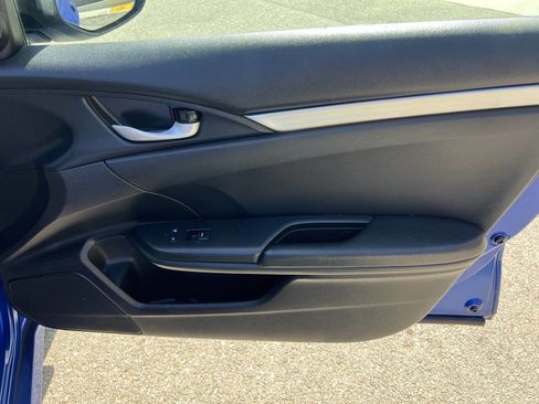 Used 2019 Honda Civic Sport image 3