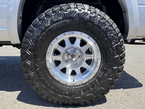 Used 2017 RAM 1500 Laramie AWD/4WD image 22